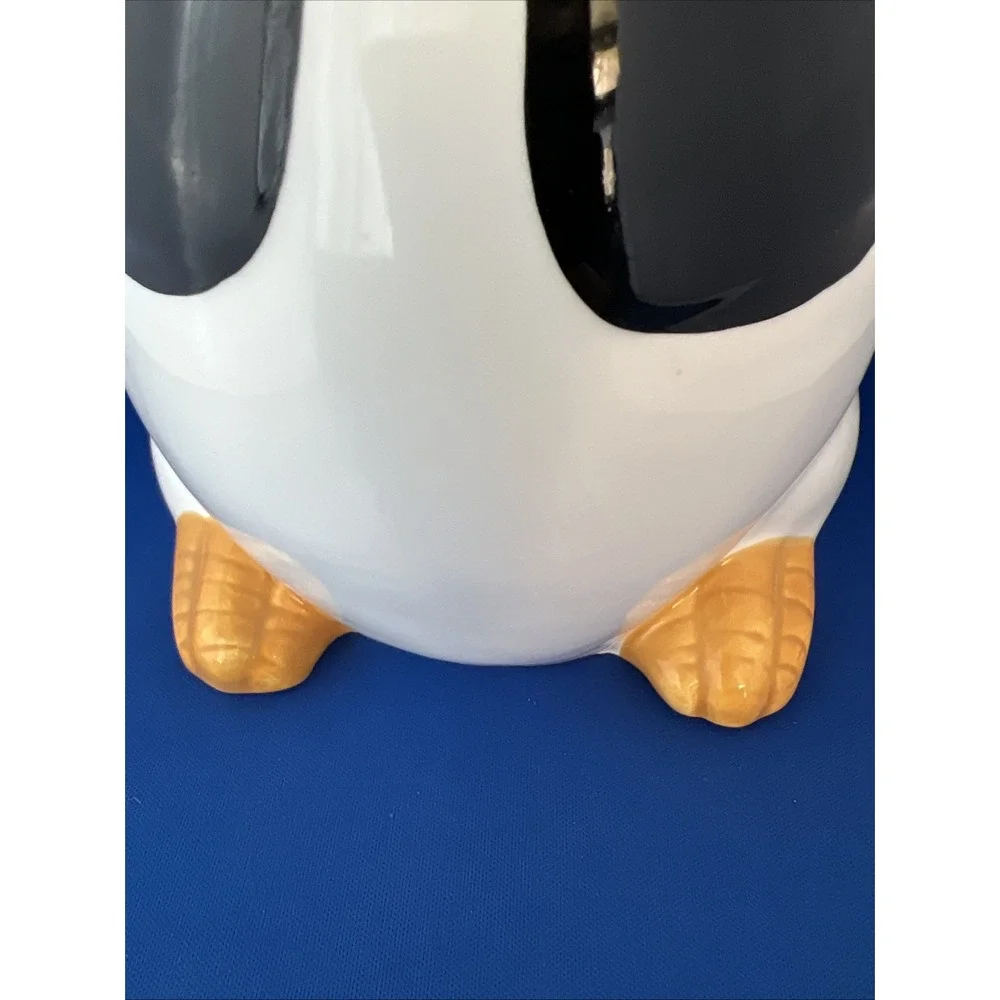 1985 Rare VTG Jay Sly Eyed Penguin Porcelain US Candy Jar, Lidded, 11